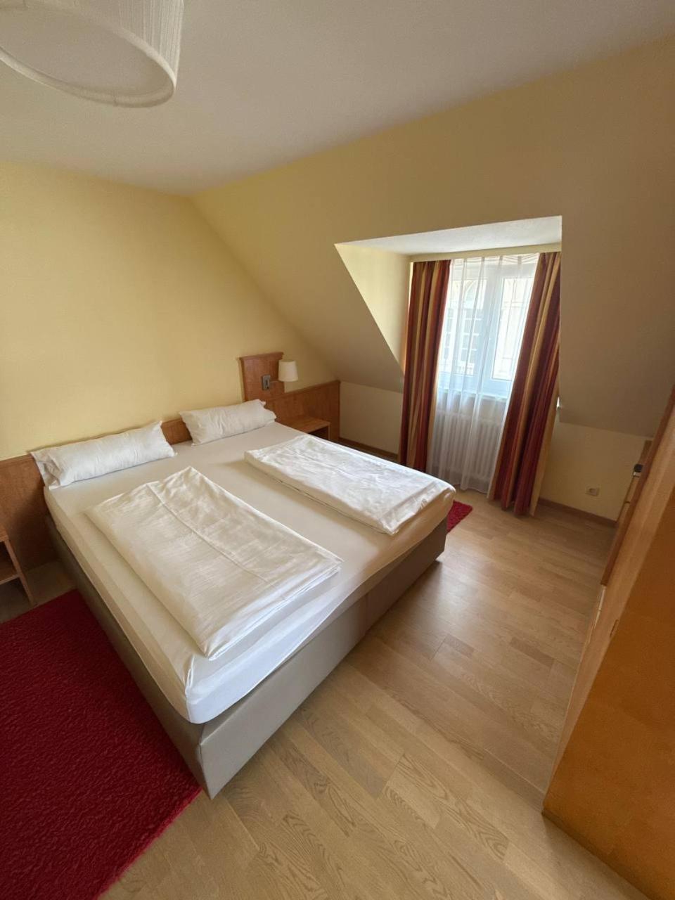 באדן-באדן Hotel Bischoff מראה חיצוני תמונה